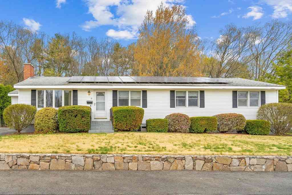 Homes For Sale - 12 Helen Drive<br/> Marlborough, MA 01752