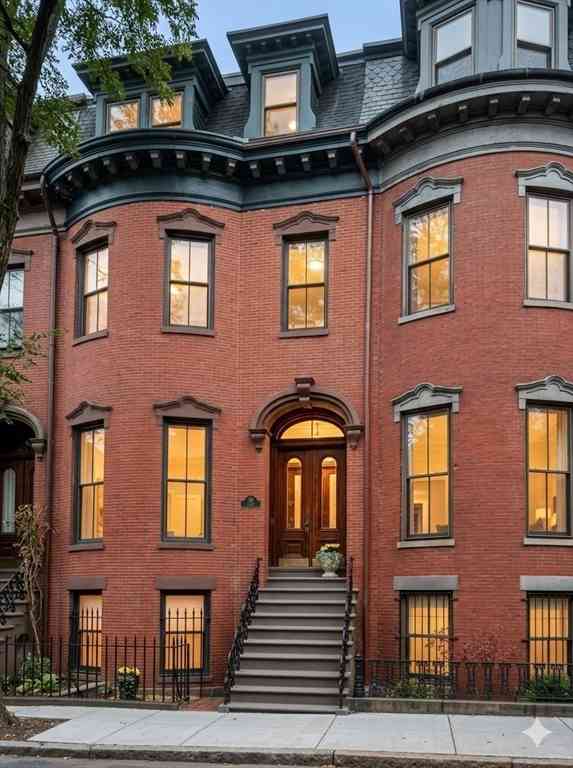 Condo For Sale - 48 Dwight St #5<br/> Boston, MA 02118