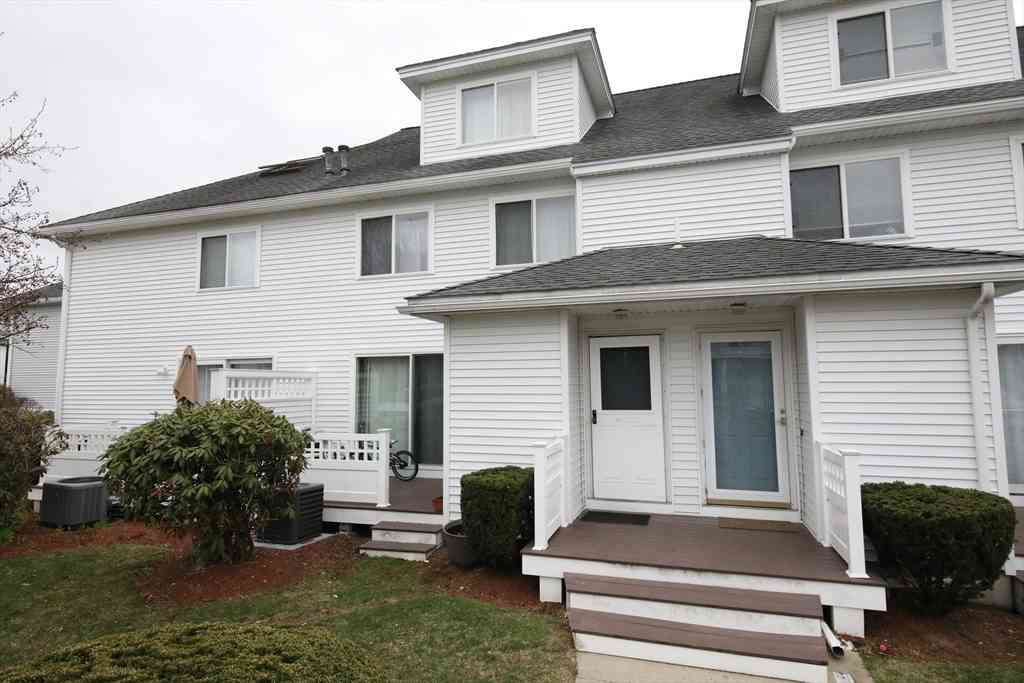 Condo For Sale - 360 Littleton #E5<br/> Middlesex County, Chelmsford, MA 01824