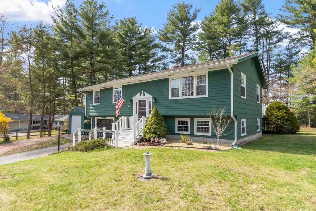 Homes For Sale - 25 Porter Road<br/> Middlesex County, Chelmsford, MA 01824