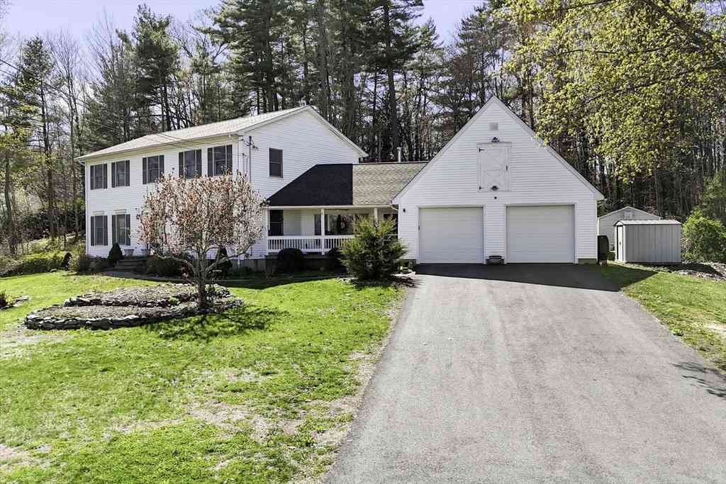 Homes For Sale - 7 Lyman St<br/> Granby, MA 01033