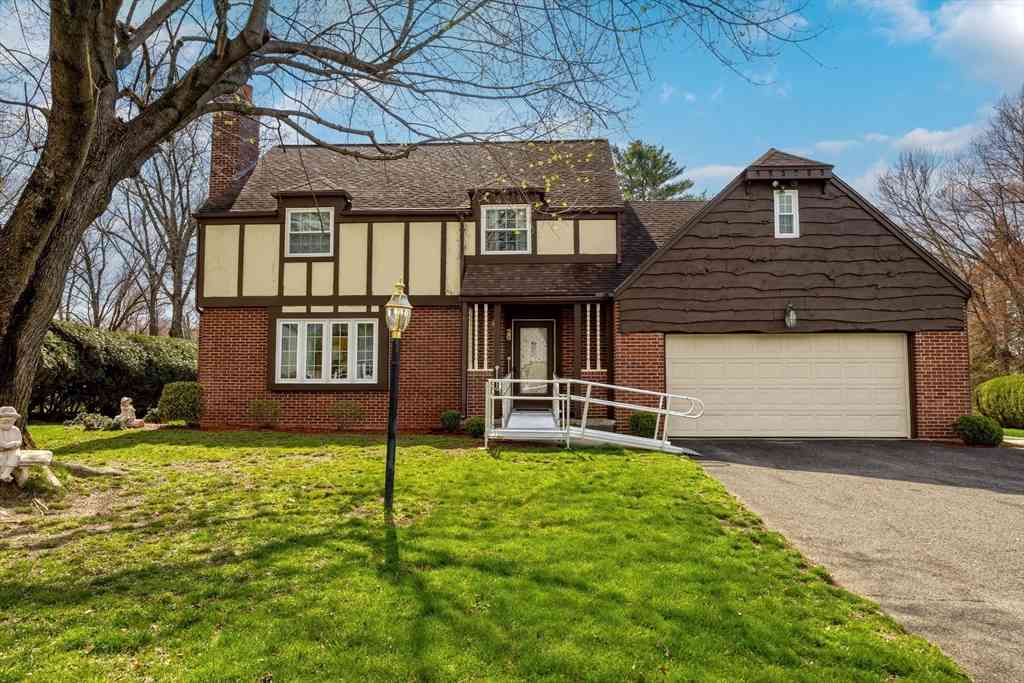 Homes For Sale - 26 Kimberly Dr<br/> Hampshire County, South Hadley, MA 01075