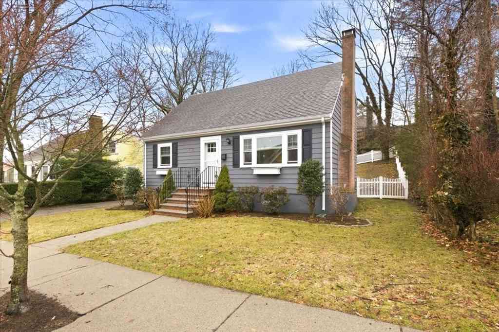 Homes For Sale - 7 Pleasantdale Rd<br/> Boston, MA 02132