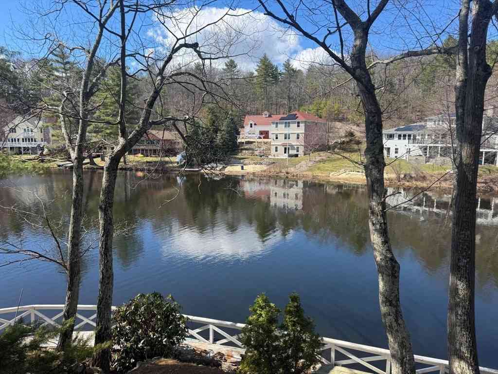 Homes For Sale - 153 Off Pond Street<br/> Dunstable, MA 01827
