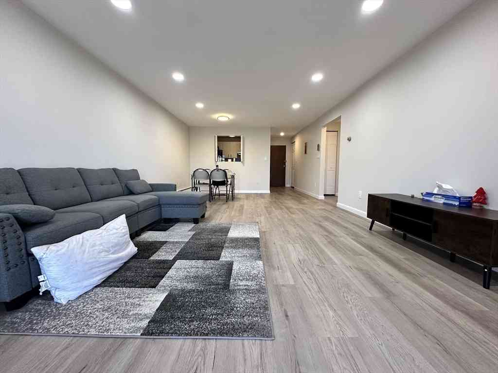 Apartment For Rent - 73 Charlesbank Rd #306<br/> Newton, MA 02458