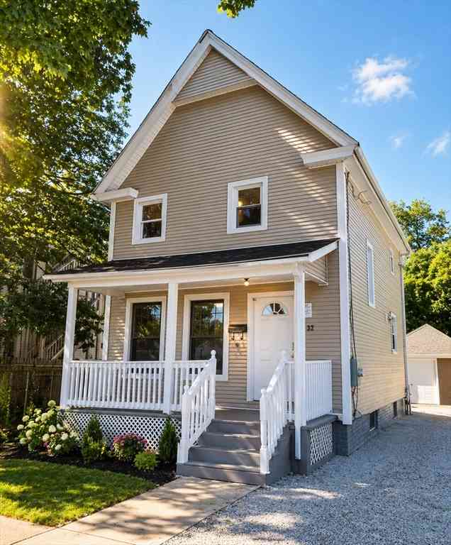 Homes For Sale - 32 Randall Place<br/> Springfield, MA 01108