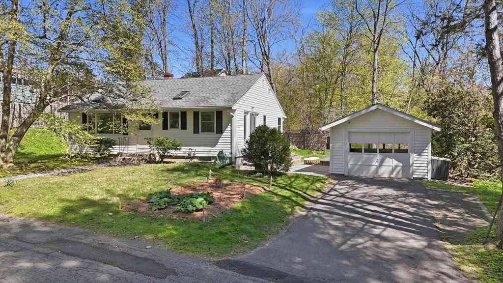 Homes For Sale - 11 Verona St.<br/> Northampton, MA 01062