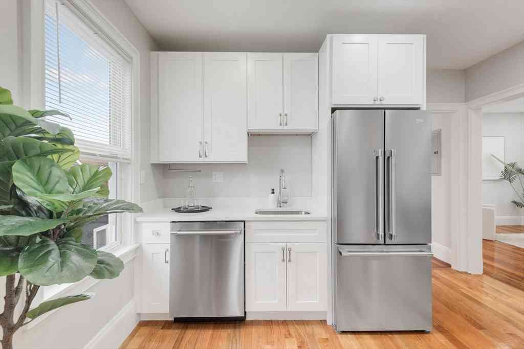 Apartment For Rent - 38 Dorset St #3<br/> Boston, MA 02125