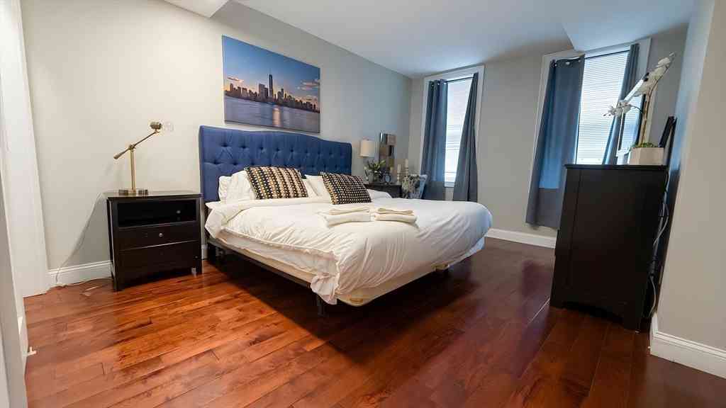 Apartment For Rent - 9 Anderson #1 F<br/> Boston, MA 02114