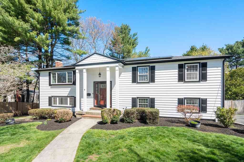 Homes For Sale - 4 Michelle Lane<br/> Norfolk County, Randolph, MA 02368