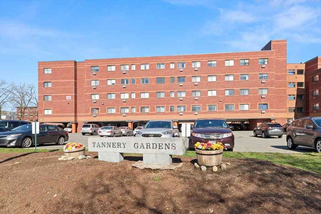 Condo For Sale - 111 Foster Street #B315<br/> Essex County, Peabody, MA 01960