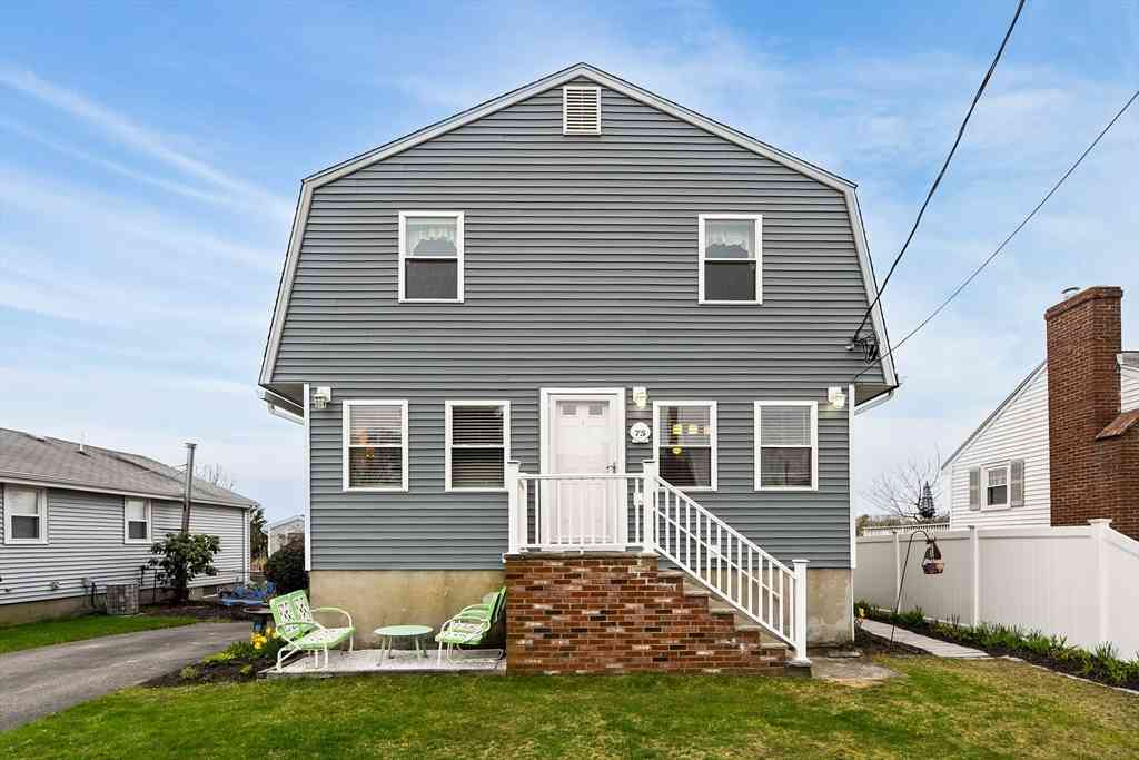 Homes For Sale - 75 Pilgrim Ave<br/> Wareham, MA 02571