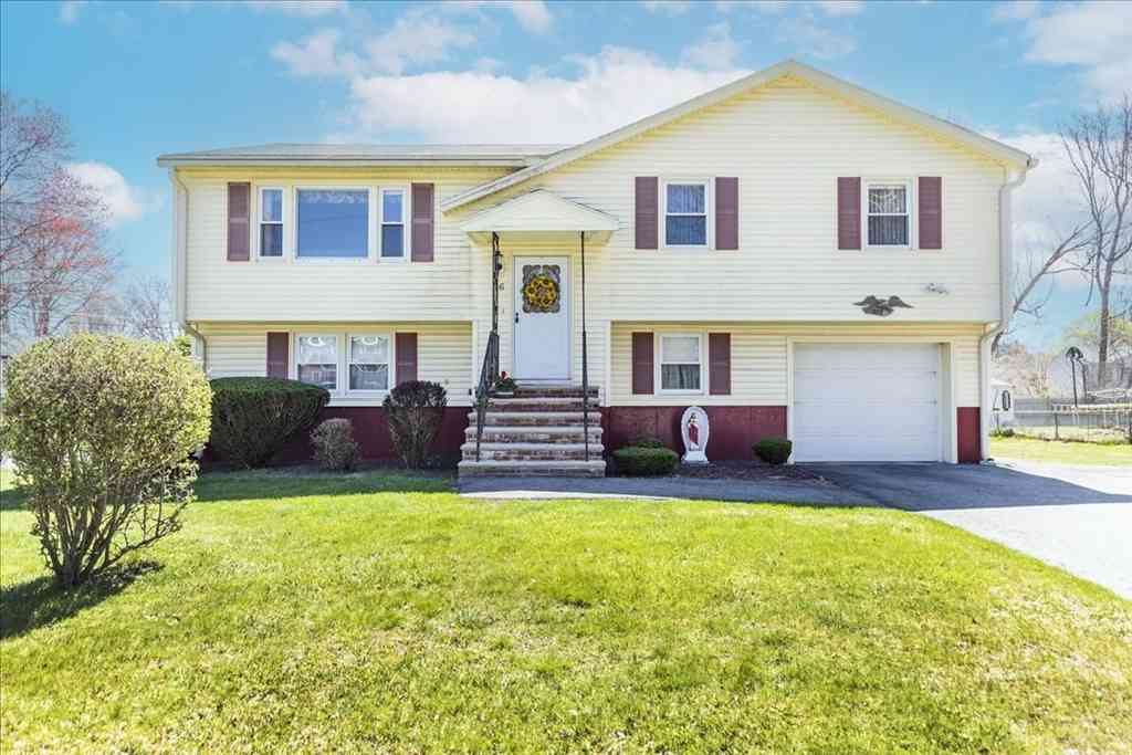 Homes For Sale - 26 Partridge Rd<br/> Methuen, MA 01844