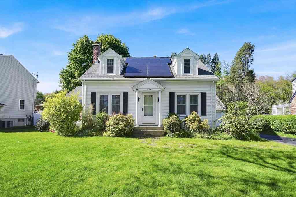 Homes For Sale - 2164 Wilbraham Rd<br/> Hampden County, Springfield, MA 01129