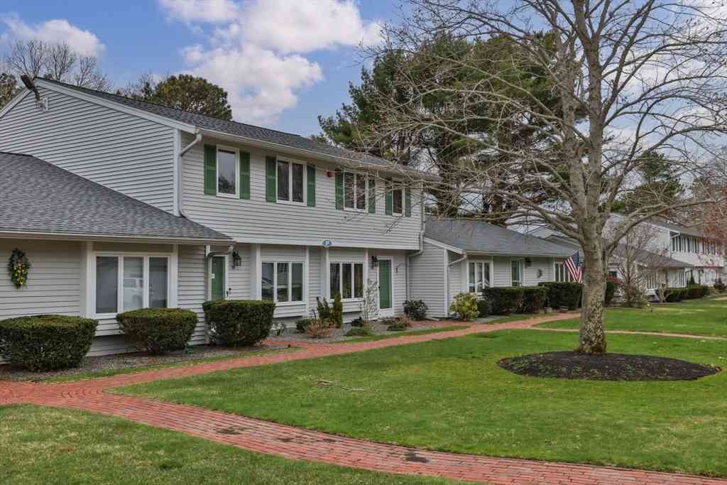 Condo For Sale - 174 Lowell Rd #76<br/> Barnstable County, Mashpee, MA 02649
