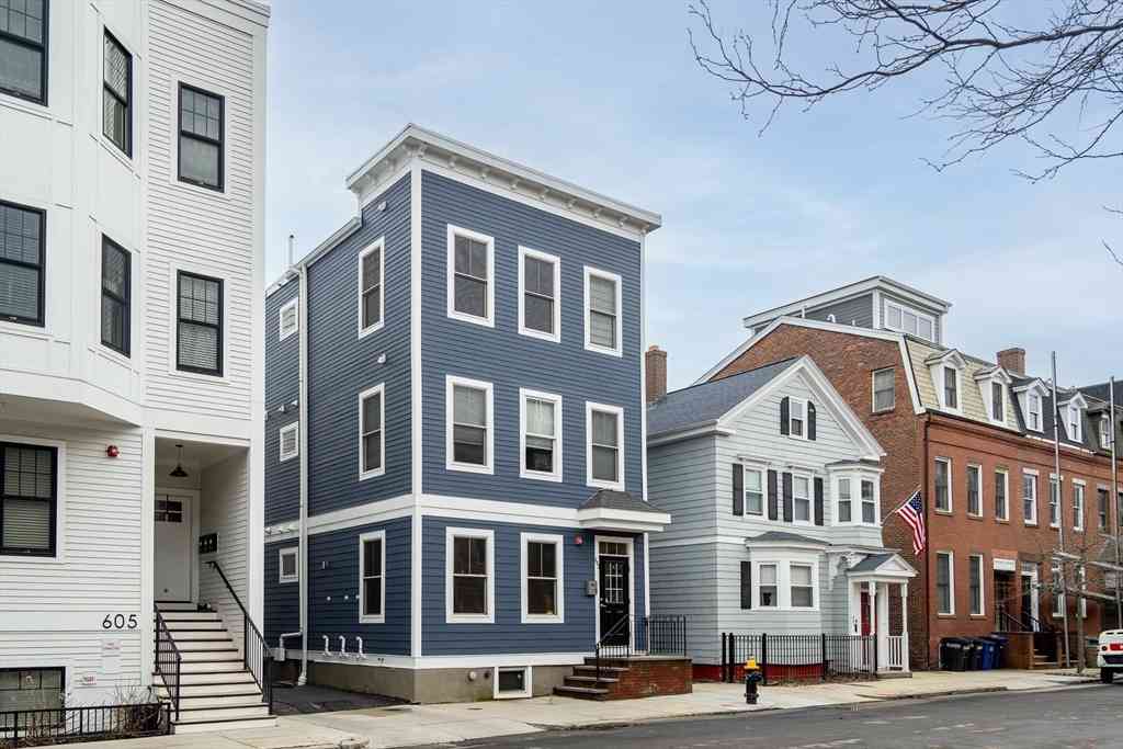 Condo For Sale - 603 E. 6th St #1<br/> Boston, MA 02127