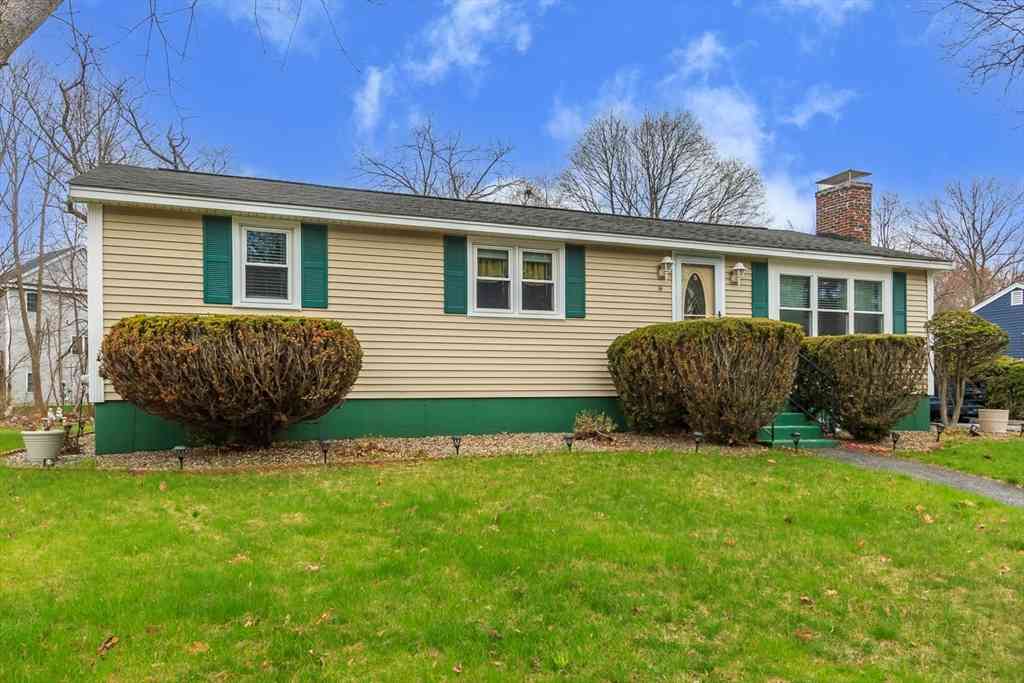 Homes For Sale - 14 Glenwood Ave<br/> Essex County, Salisbury, MA 01952