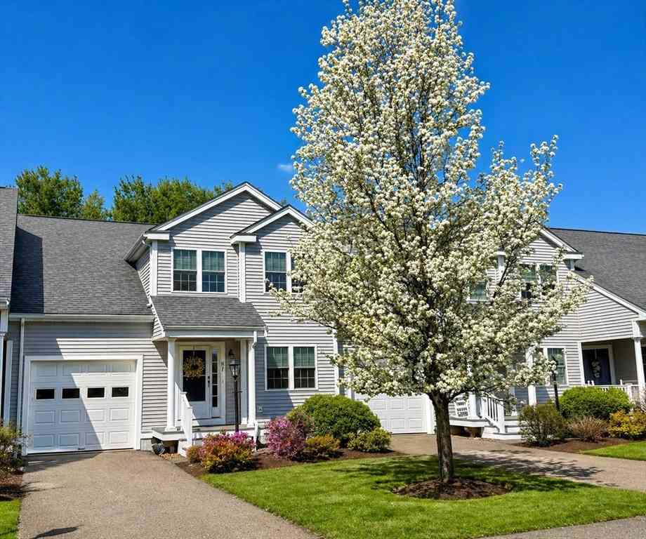 Condo For Sale - 877 Auburnville Way #H7<br/> Plymouth County, Whitman, MA 02382