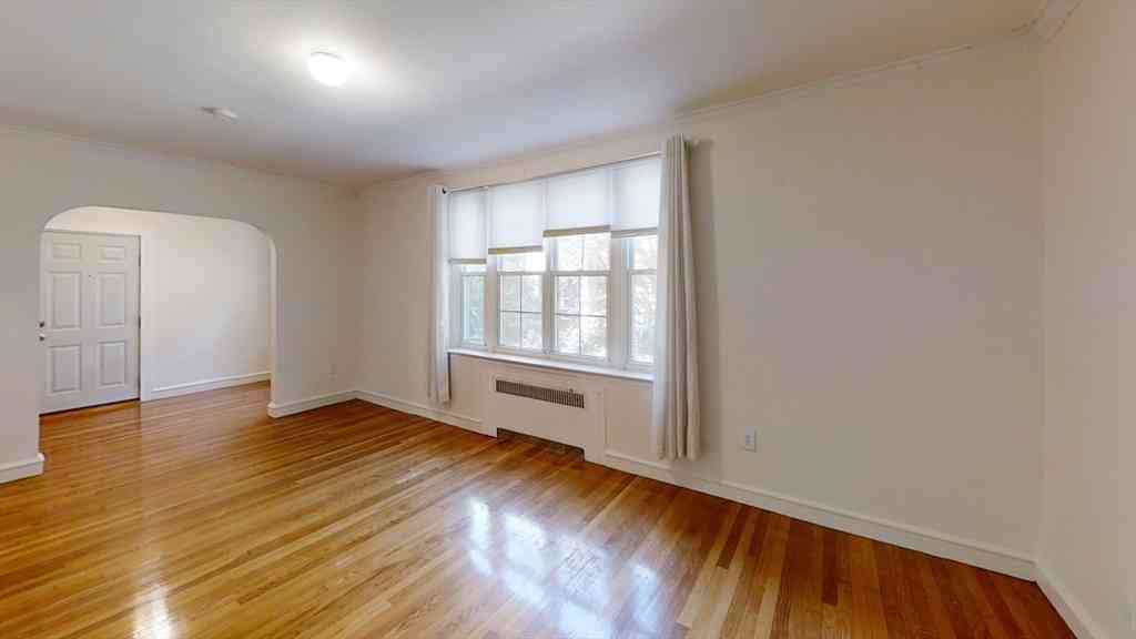Apartment For Rent - 65 Park St. #1<br/> Brookline, MA 02446
