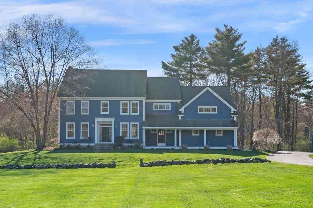 Homes For Sale - 102 River Rd<br/> Essex County, Topsfield, MA 01983