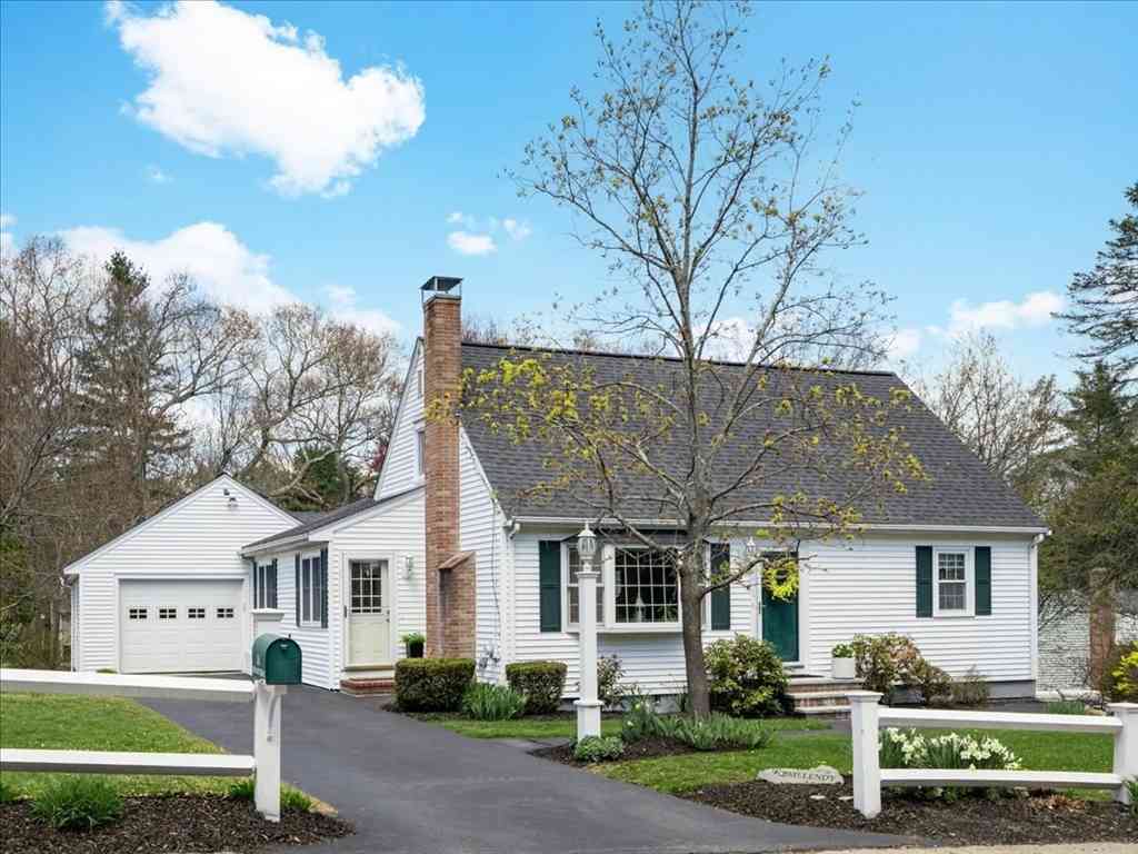 Homes For Sale - 16 Howland Ter<br/> Norfolk County, Stoughton, MA 02072