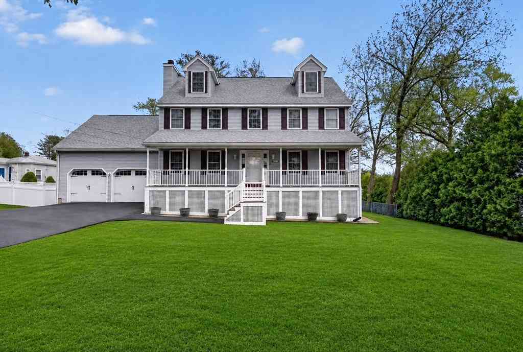 Homes For Sale - 55 Naples Rd<br/> Haverhill, MA 01832