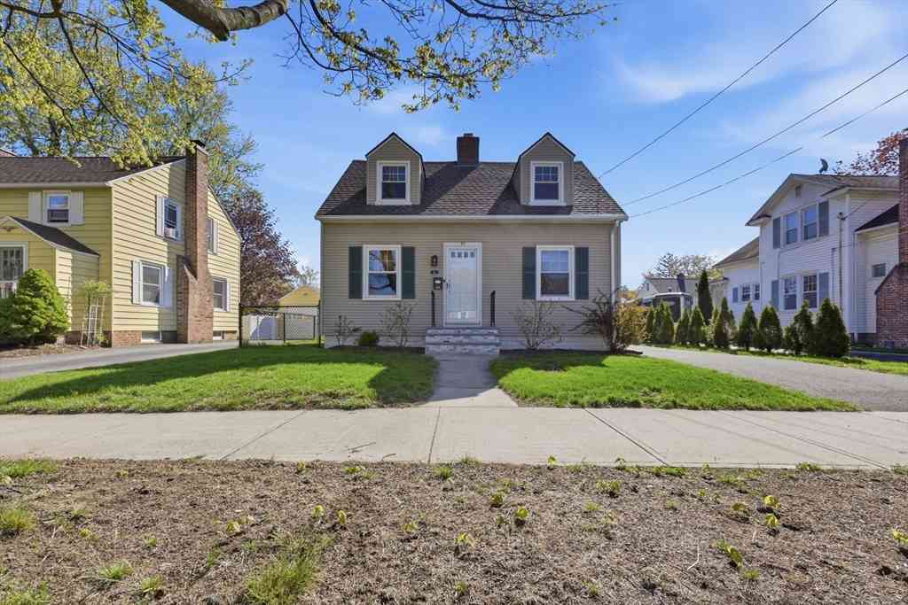Homes For Sale - 83 Ellsworth Ave<br/> Springfield, MA 01118