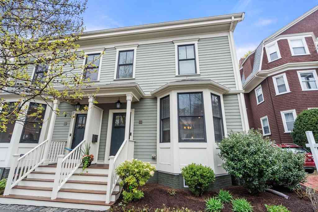 Homes For Sale - 221 Freeman St #221<br/> Brookline, MA 02446