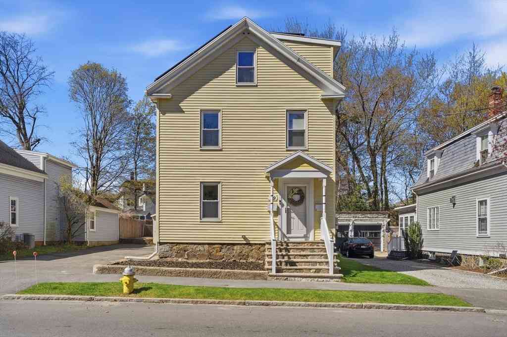 Multifamily For Rent - 19 Appleton St<br/> Salem, MA 01970