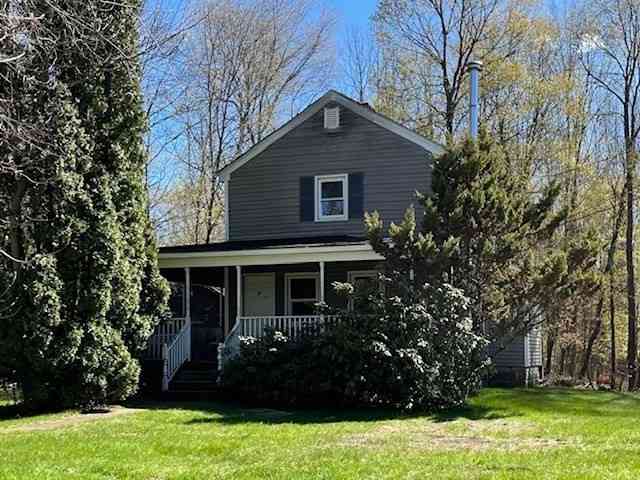 Homes For Sale - 41 Main St<br/> Worcester County, Hubbardston, MA 01452