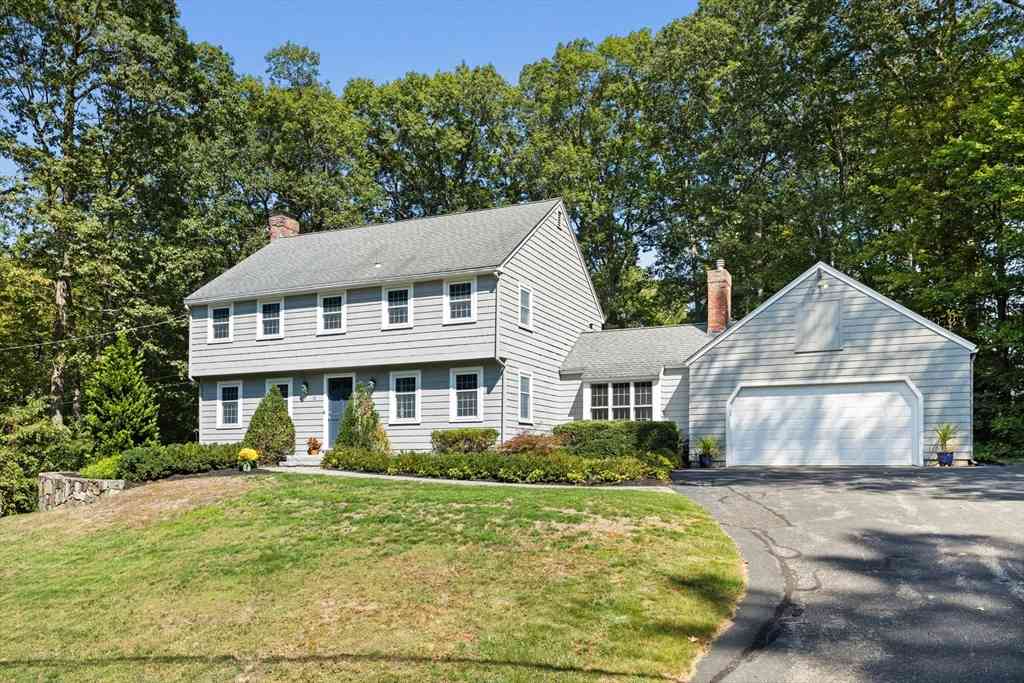 Homes For Sale - 16 Heywood Road<br/> Middlesex County, Westford, MA 01886