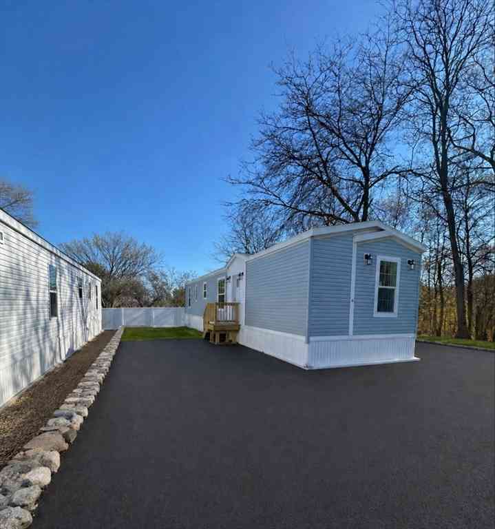 Mobile Home For Sale - 165 Newbury #6<br/> Essex County, Peabody, MA 01960