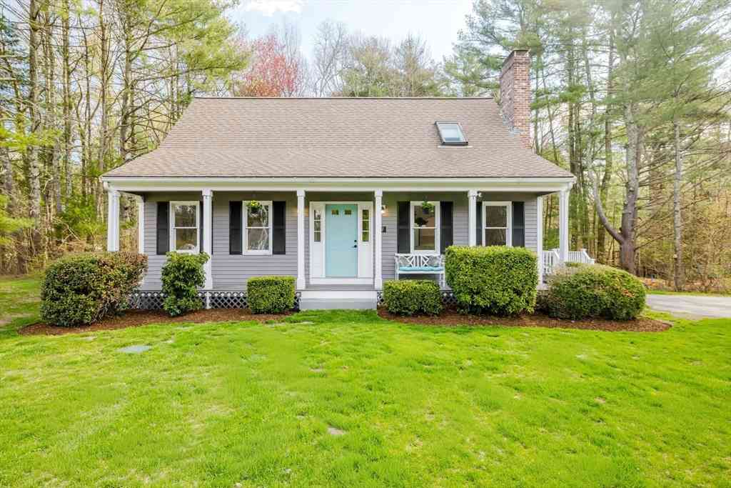 Homes For Sale - 29 Colony Lane<br/> Taunton, MA 02780