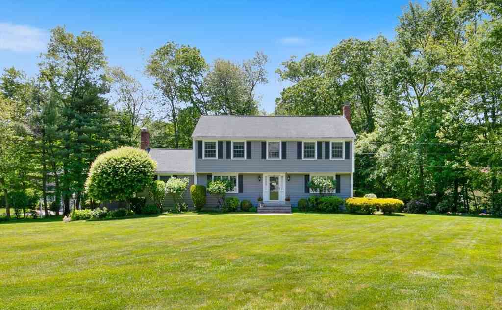 Homes For Sale - 33 Kathleen Drive<br/> Andover, MA 01810