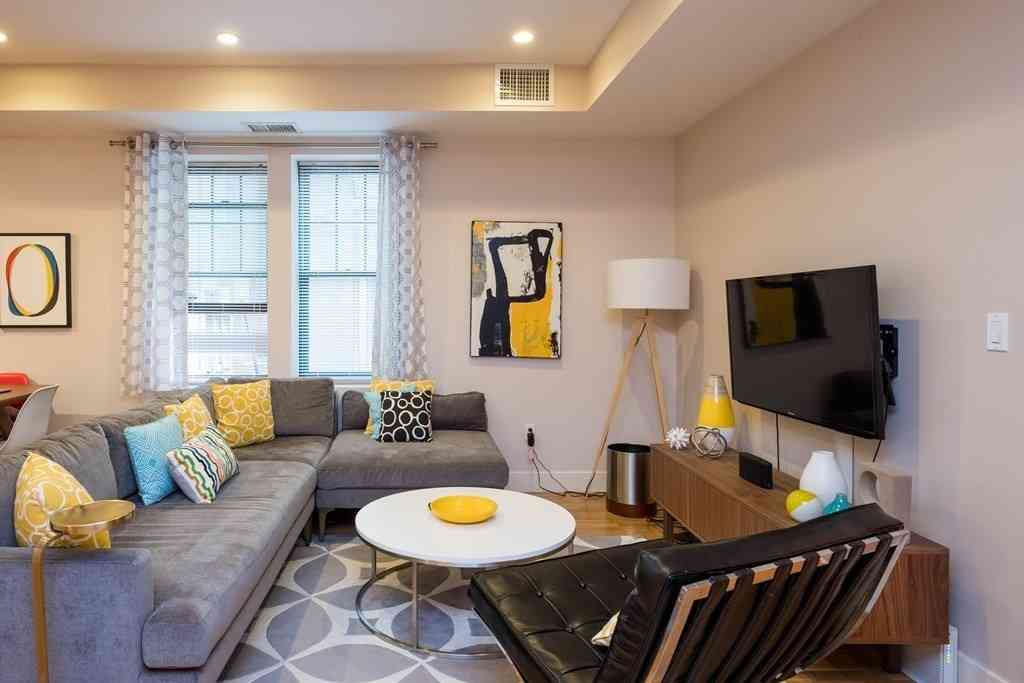 Condo For Rent - 150 Saint Paul Street #106<br/> Brookline, MA 02446