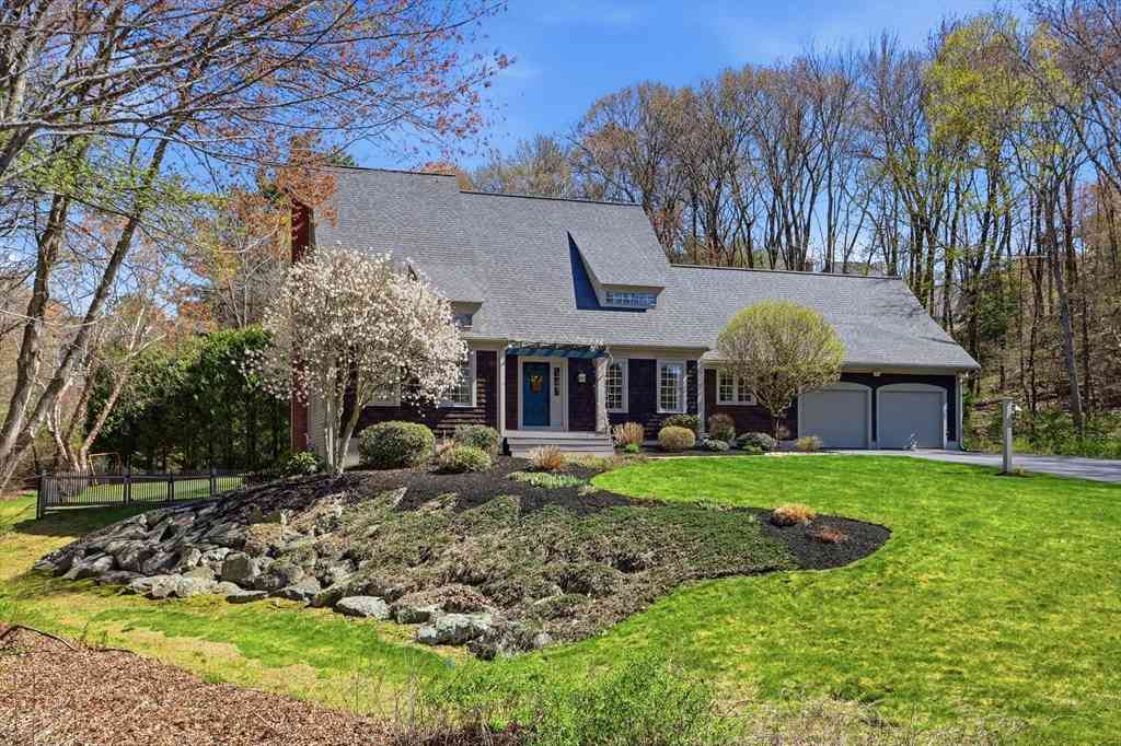 Homes For Sale - 272 West Main Street<br/> Worcester County, Westborough, MA 01581