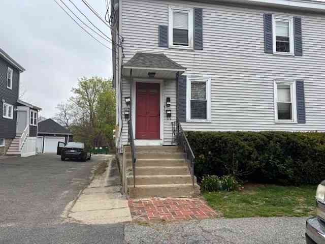Apartment For Rent - 21 North Warren Street #2<br/> Woburn, MA 01801