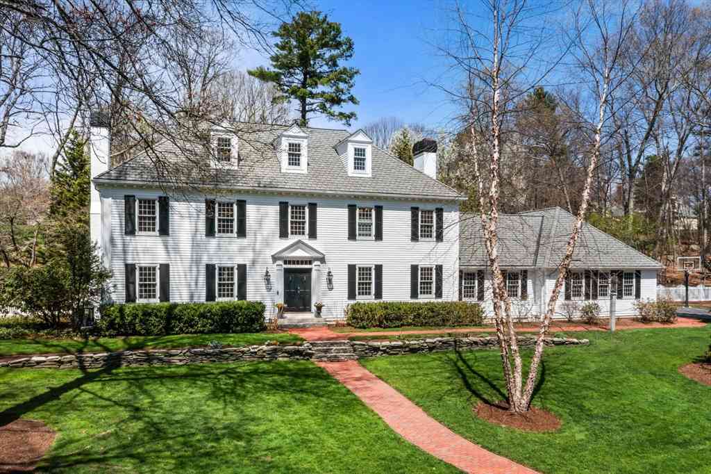 Homes For Sale - 23 Old Farm Rd<br/> Middlesex County, Hopkinton, MA 01748