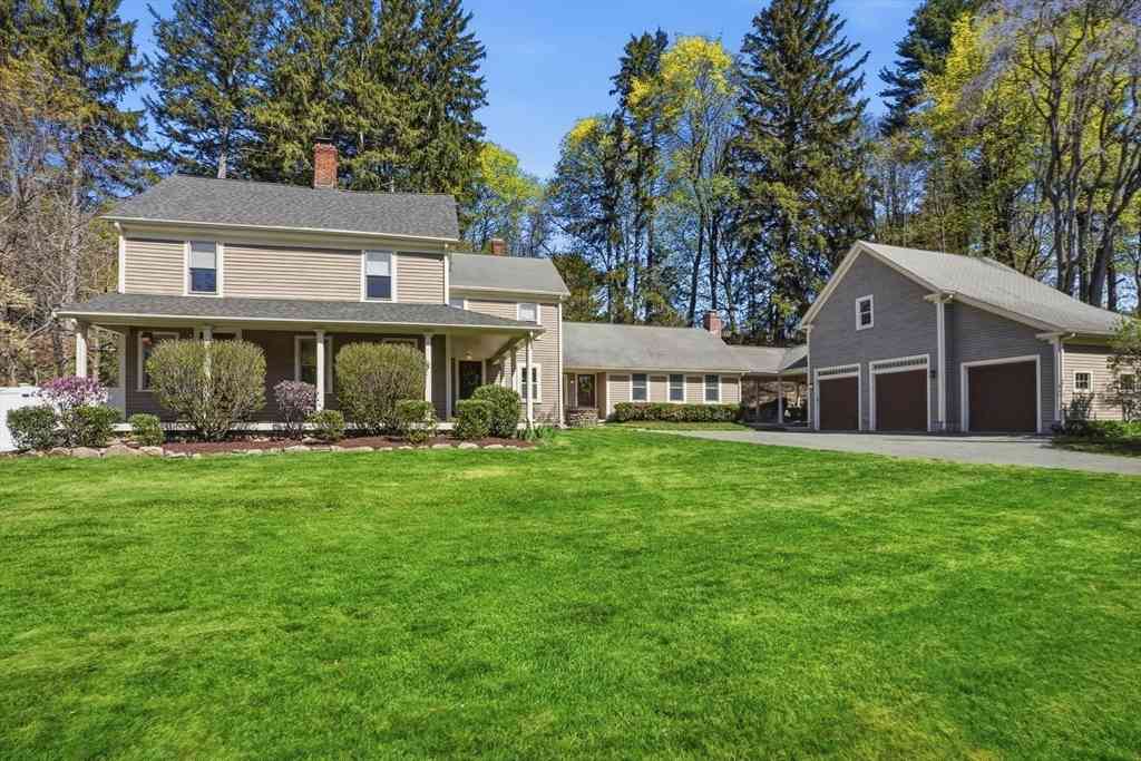 Homes For Sale - 671 Main Street<br/> Medfield, MA 02052