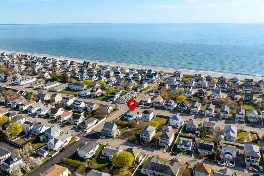 Homes For Sale - 88 Revere St<br/> Hull, MA 02045