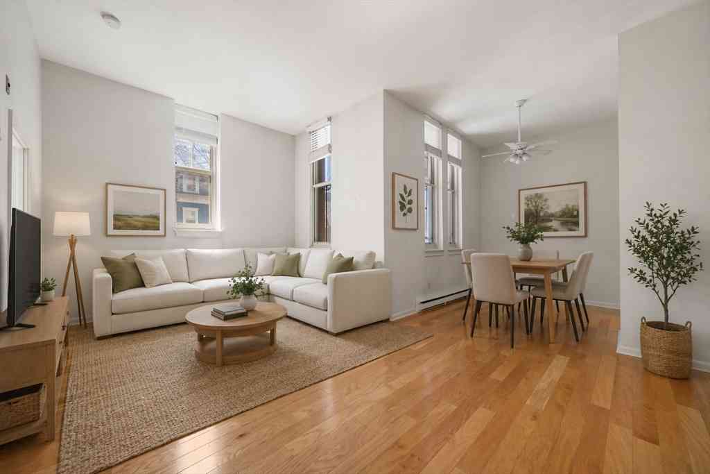 Condo For Sale - 350 W 4th St #204<br/> Boston, MA 02127
