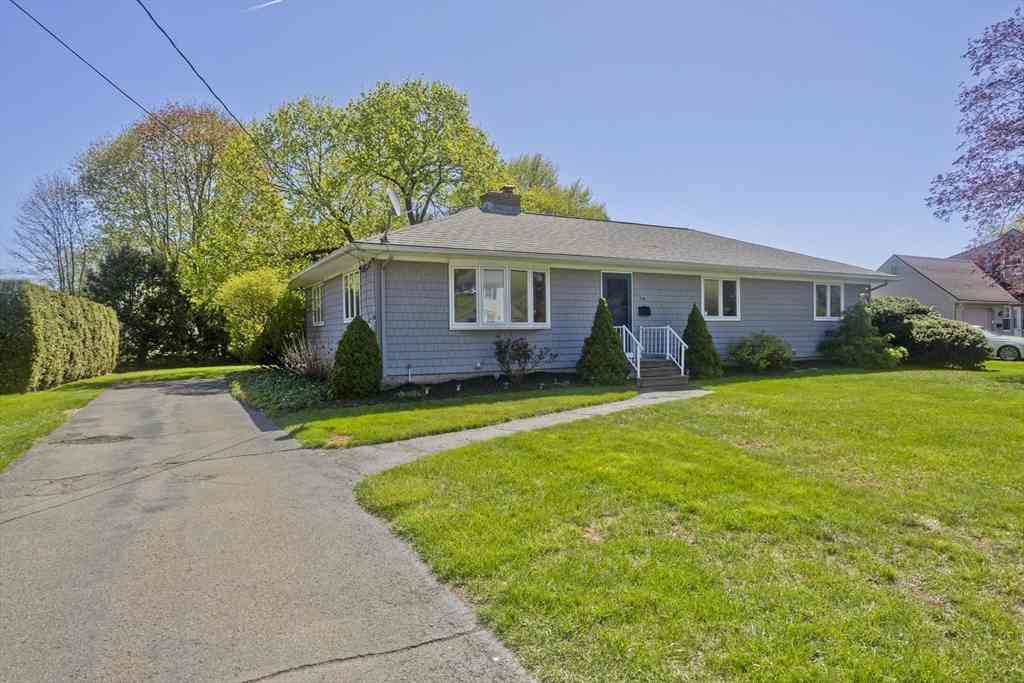 Homes For Sale - 54 Sterling Rd.<br/> Hampden County, Holyoke, MA 01040