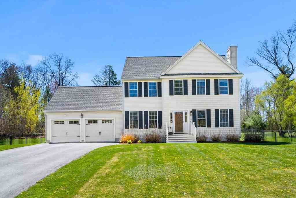 Homes For Sale - 51 Old Farm Way<br/> Middlesex County, Ayer, MA 01432