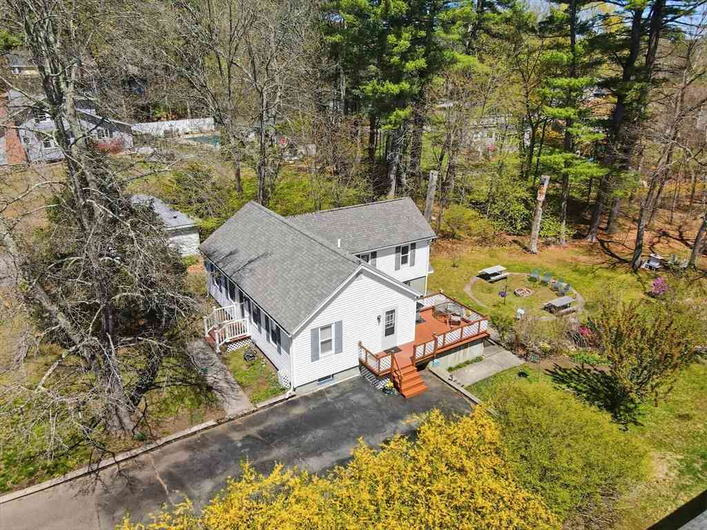 Homes For Sale - 234 Allen Rd<br/> Middlesex County, Billerica, MA 01821