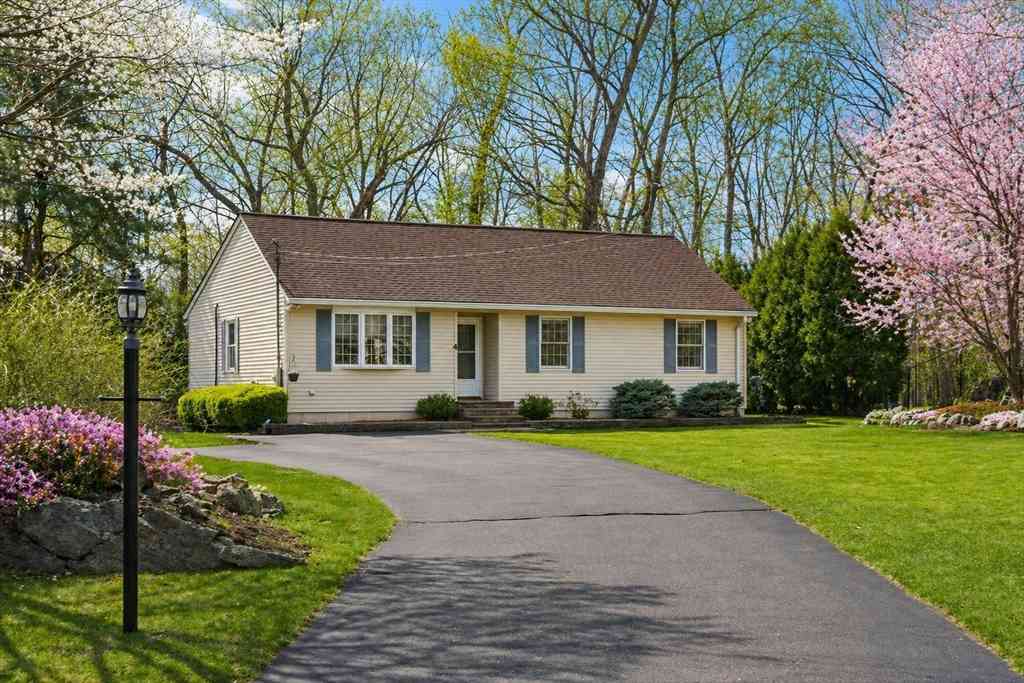 Homes For Sale - 4 Dorianna Cir<br/> Shrewsbury, MA 01545