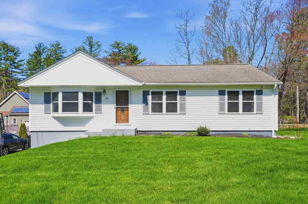 Homes For Sale - 142 Sutton Ave<br/> Worcester County, Oxford, MA 01540