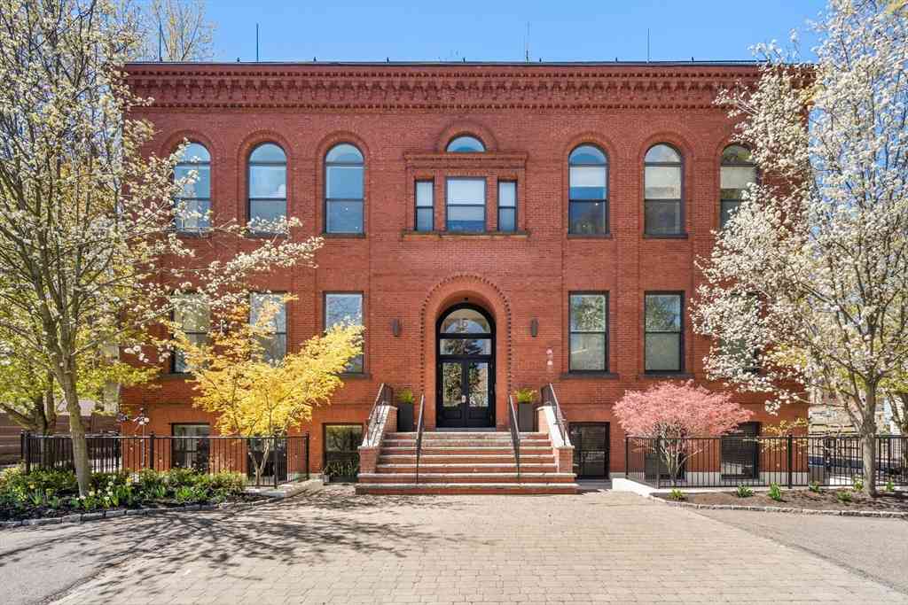 Condo For Sale - 11 Wyman St #2A<br/> Boston, MA 02130