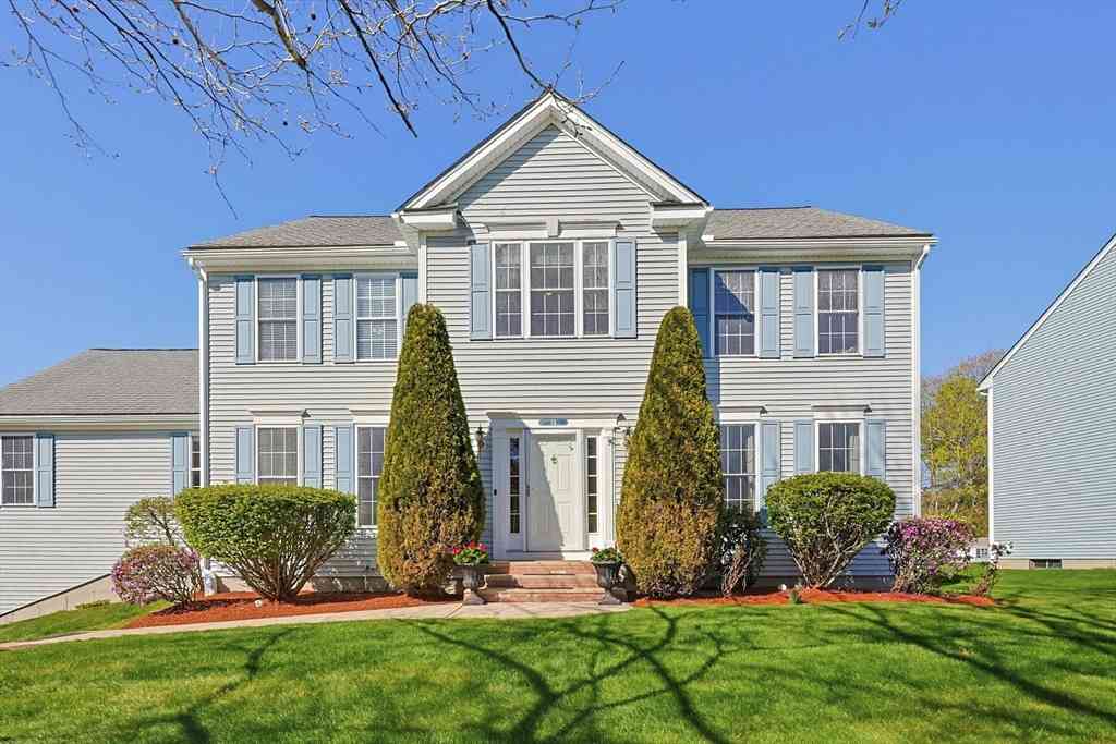 Homes For Sale - 73 Independence Ln<br/> Middlesex County, Ashland, MA 01721