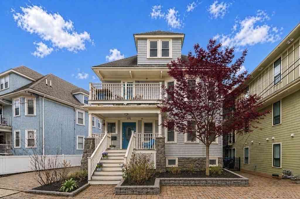 Condo For Sale - 870 South St. #2<br/> Boston, MA 02131