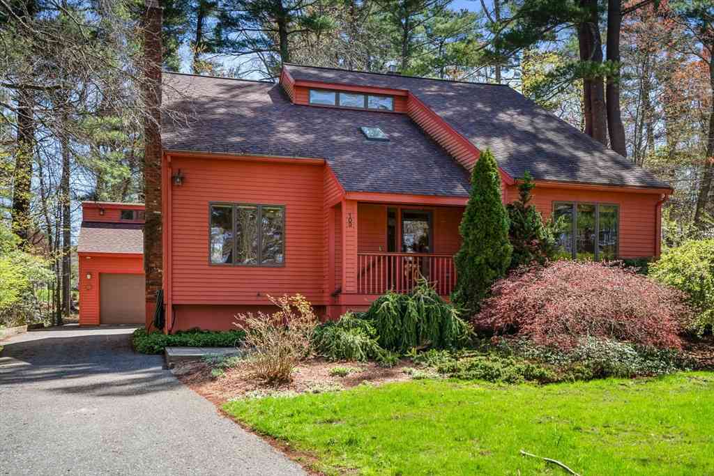 Homes For Sale - 109 Jerrold St<br/> Middlesex County, Holliston, MA 01746
